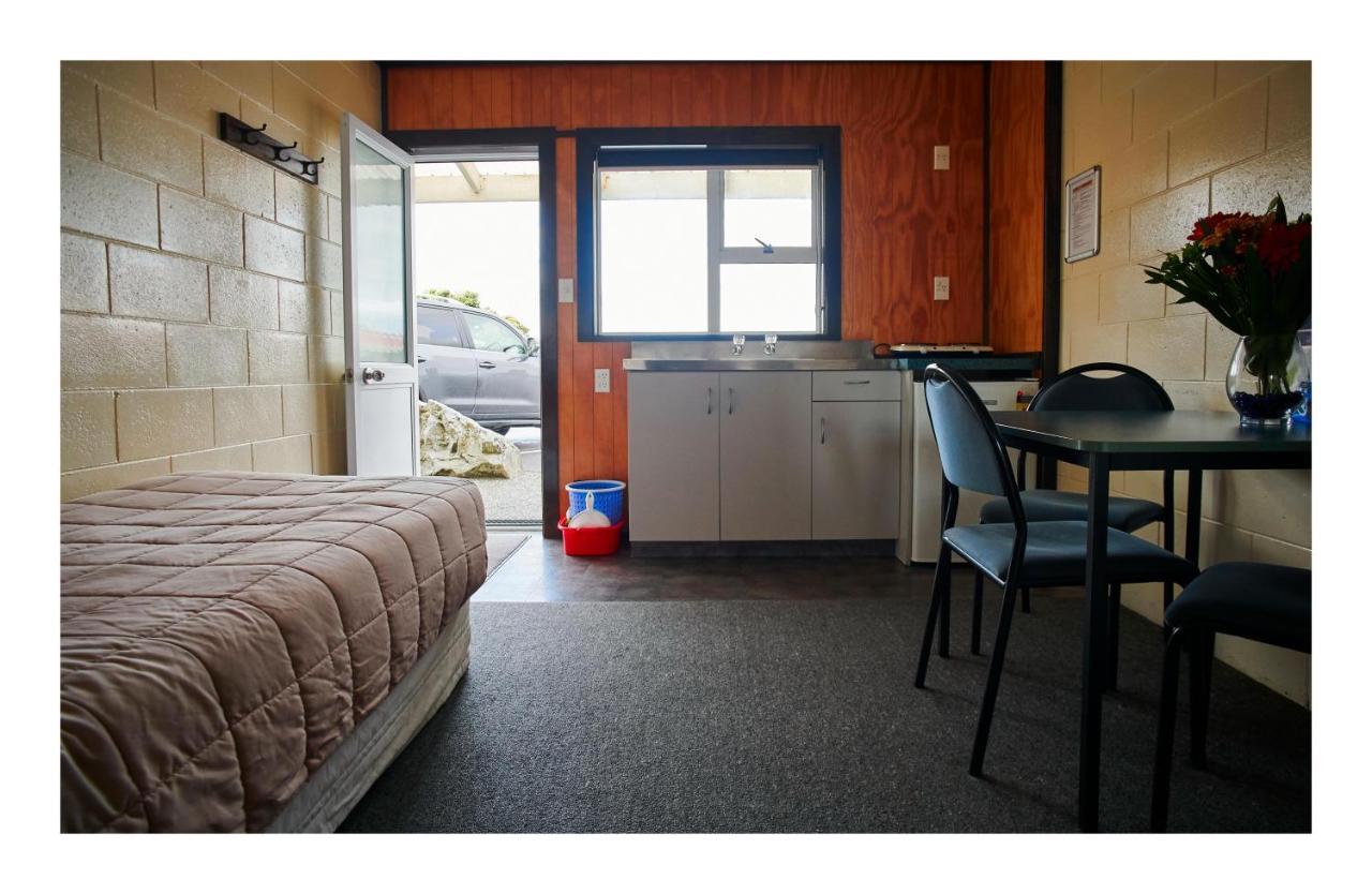 Greymouth Seaside Top 10 Holiday Park Экстерьер фото