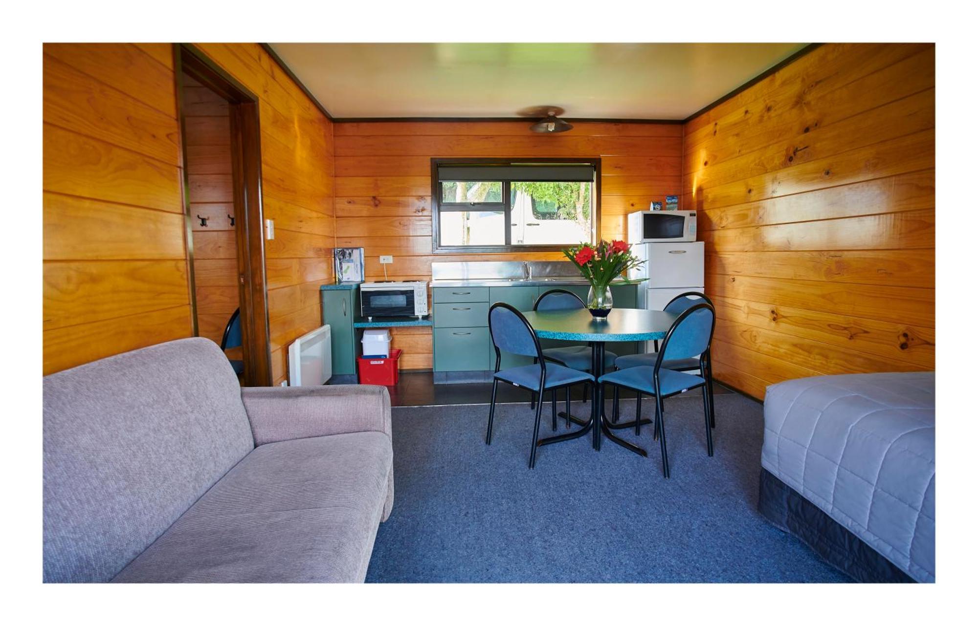 Greymouth Seaside Top 10 Holiday Park Экстерьер фото
