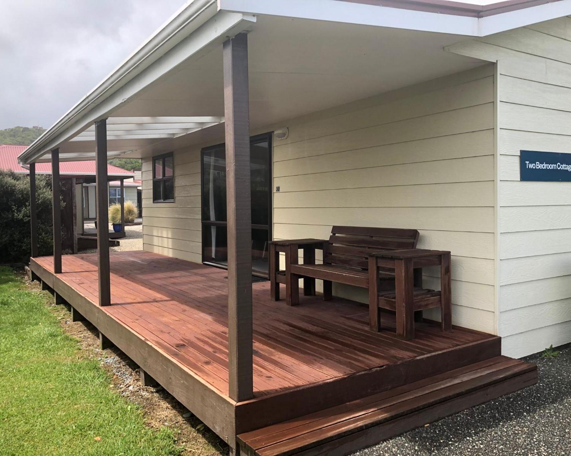 Greymouth Seaside Top 10 Holiday Park Номер фото