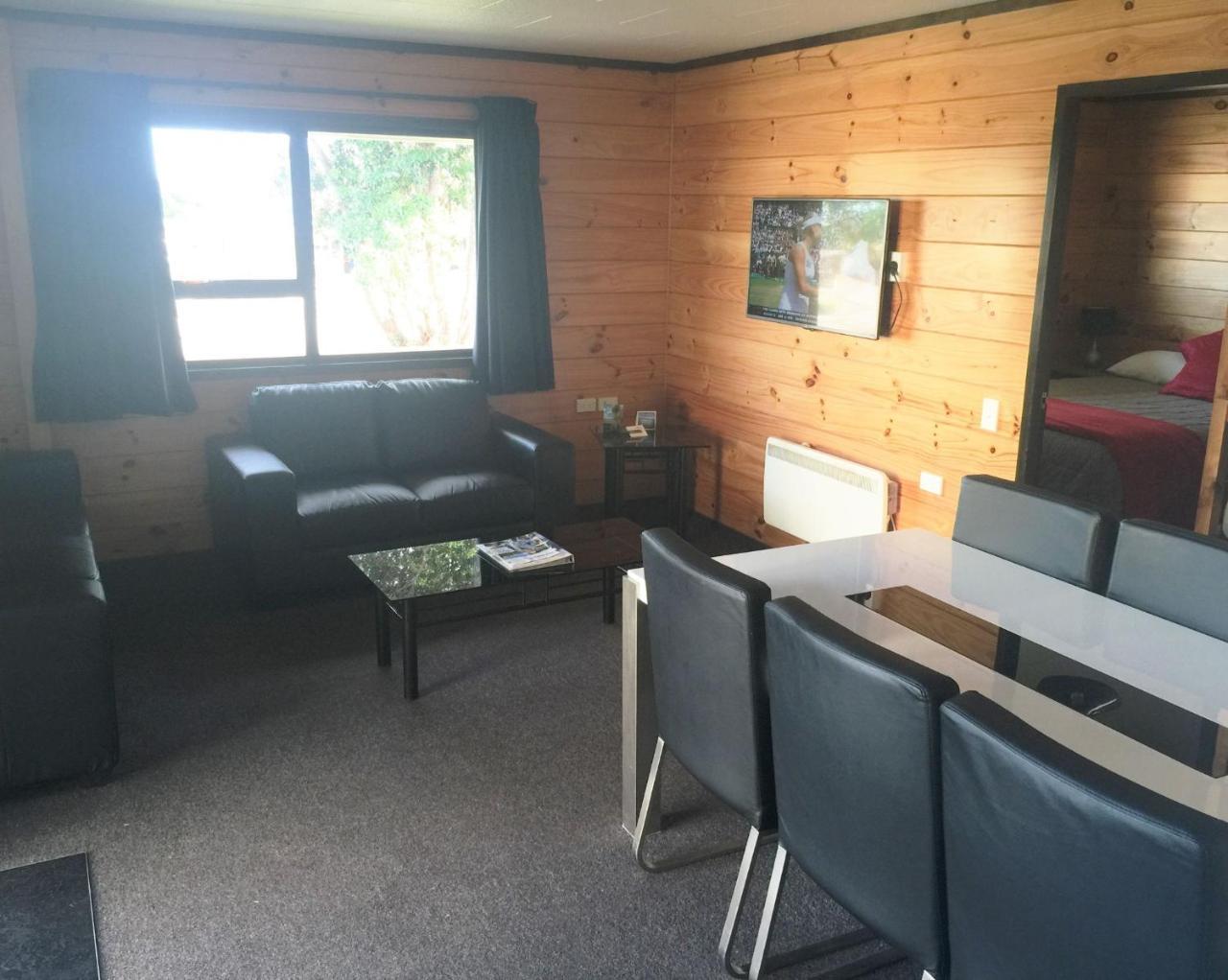 Greymouth Seaside Top 10 Holiday Park Номер фото