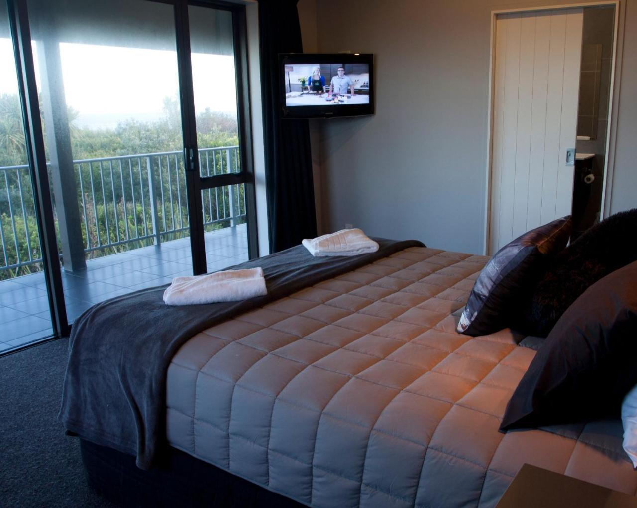 Greymouth Seaside Top 10 Holiday Park Номер фото