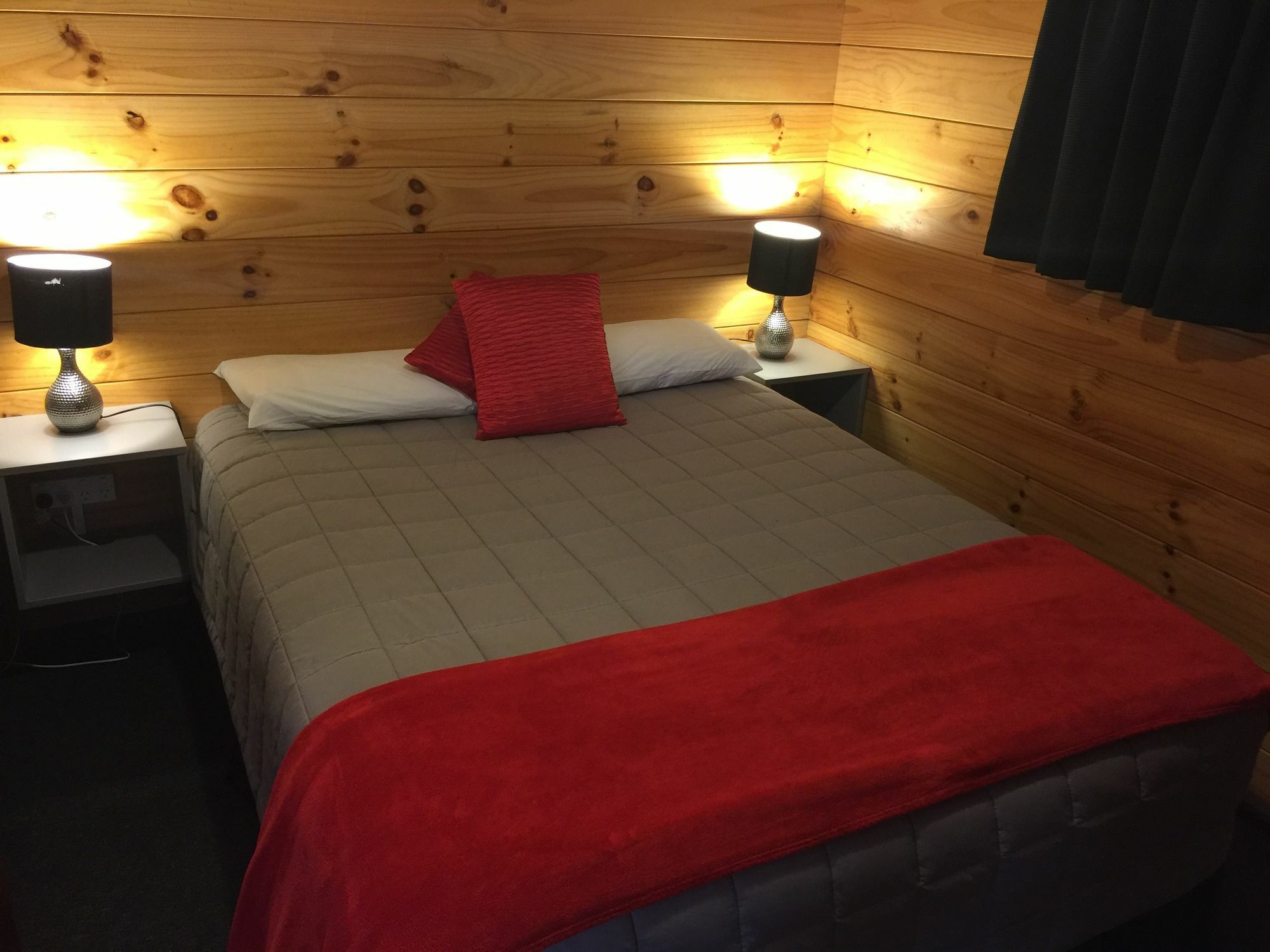 Greymouth Seaside Top 10 Holiday Park Экстерьер фото