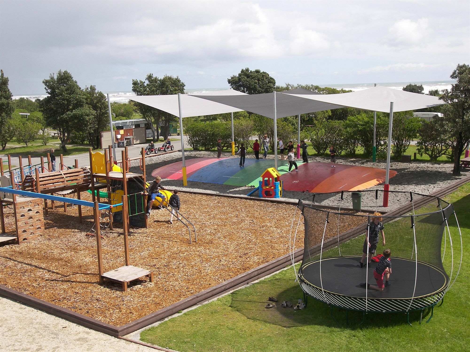 Greymouth Seaside Top 10 Holiday Park Экстерьер фото